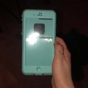 iphone 8 plus lifeproof case